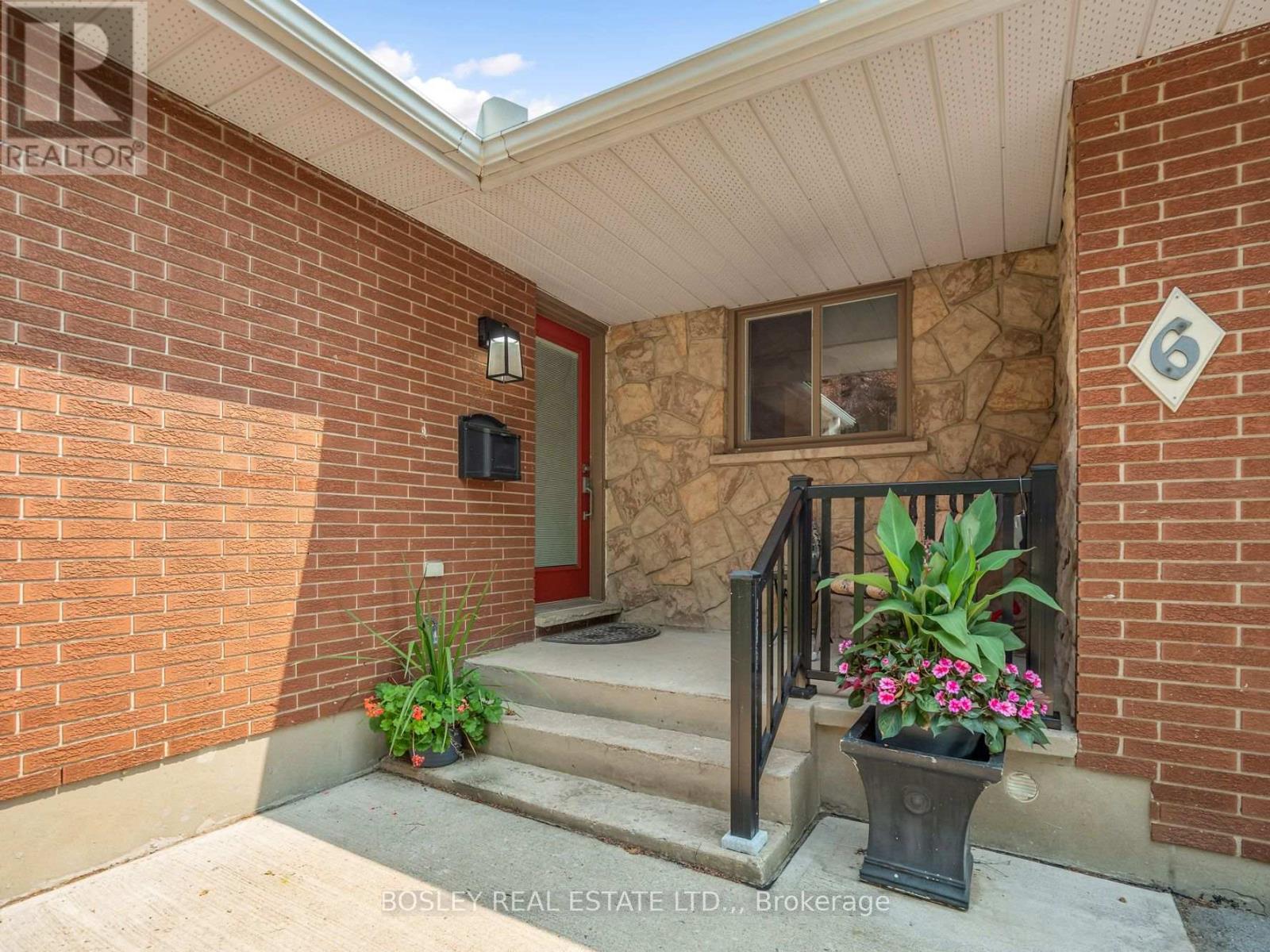 6 SAMUEL COURT - 5