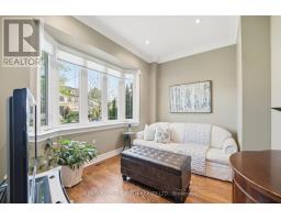 Bathroom - 20 Creston Road, Toronto, ON M6A1J1 Photo 9