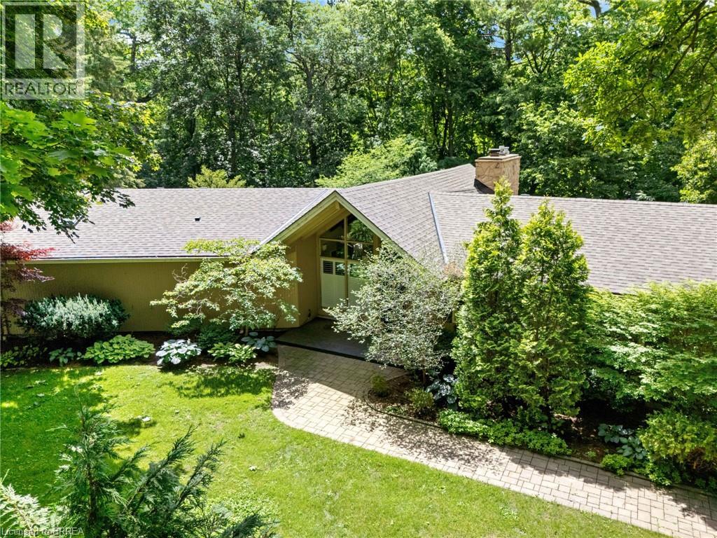 7 GAYWOOD Gardens - 3