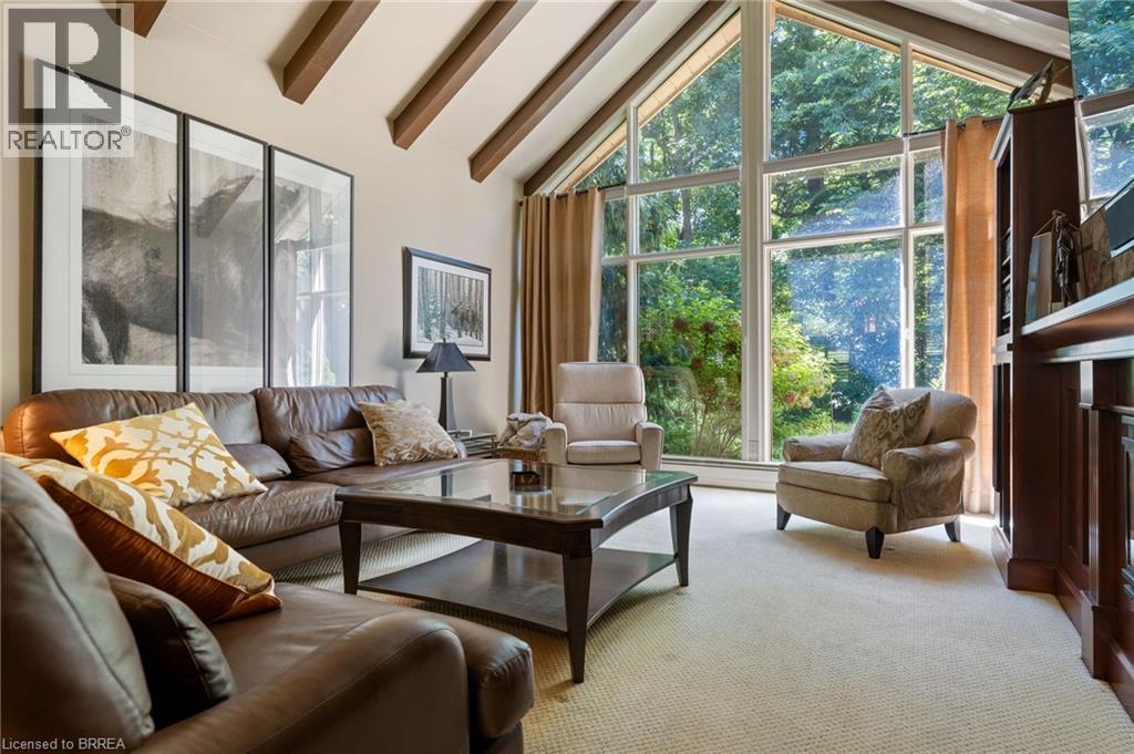 7 GAYWOOD Gardens - 8
