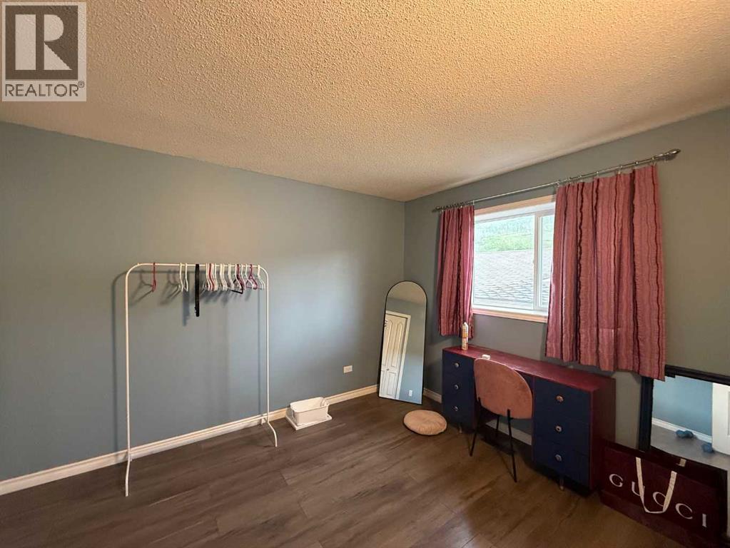 9913 72 Avenue - 15