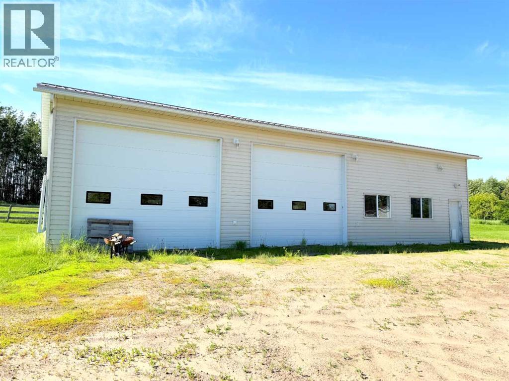 645045 Range Road 211 - 17