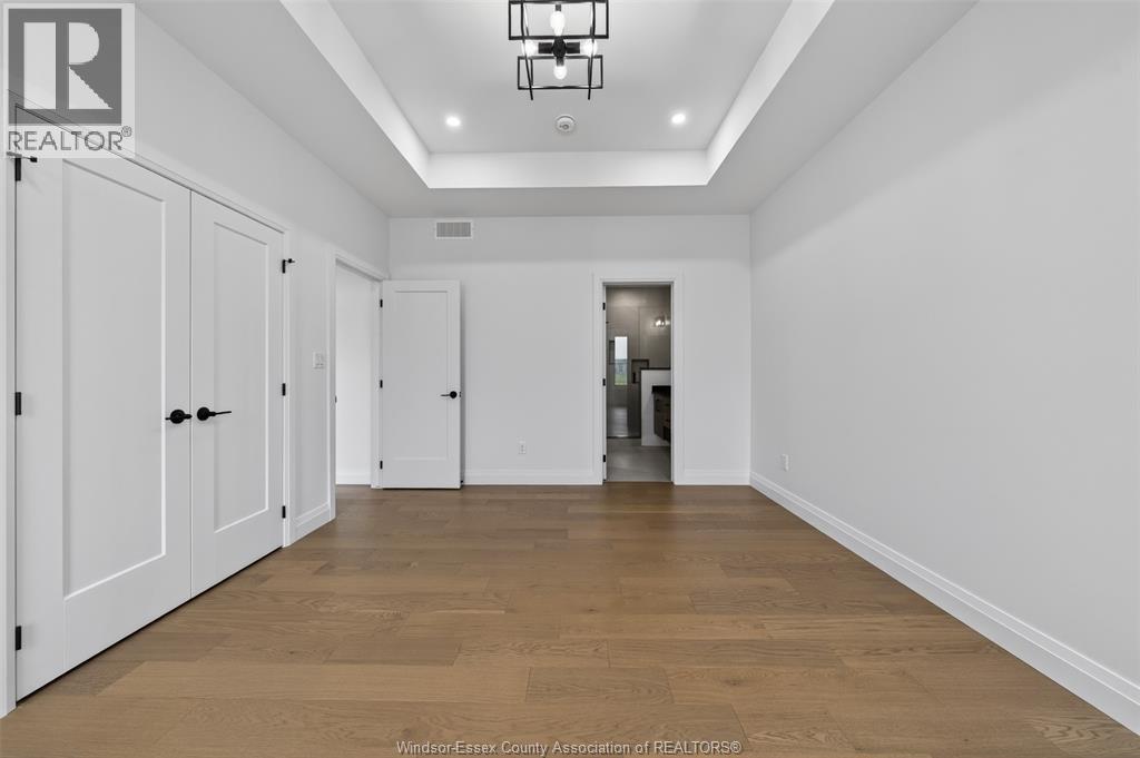 2614 BARKLEY AVENUE - 23