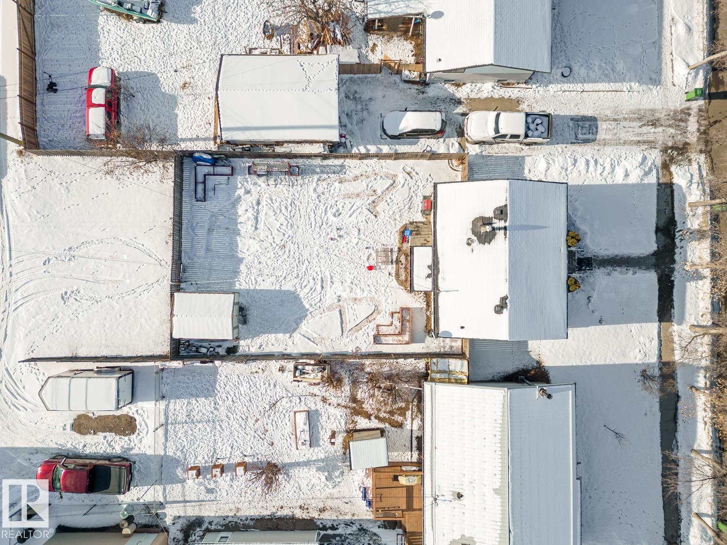5422 51 AV - Image 13