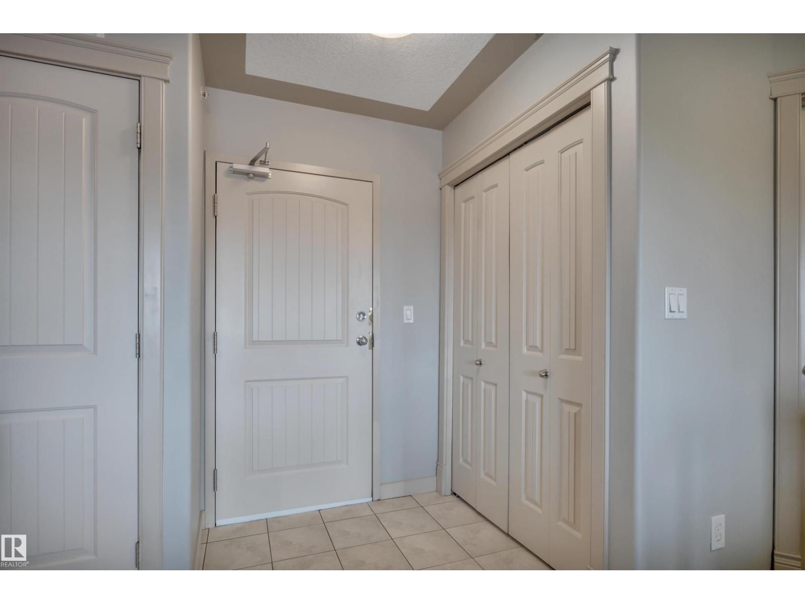 #411 4415 48 ST - 9