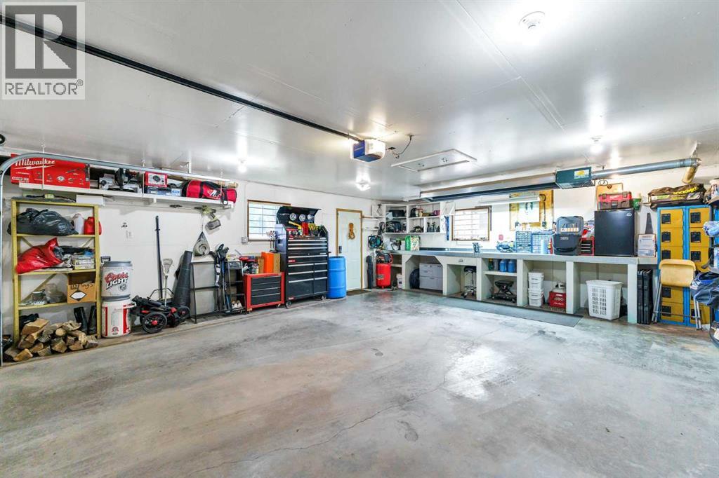221 9 Street SW - Image 49