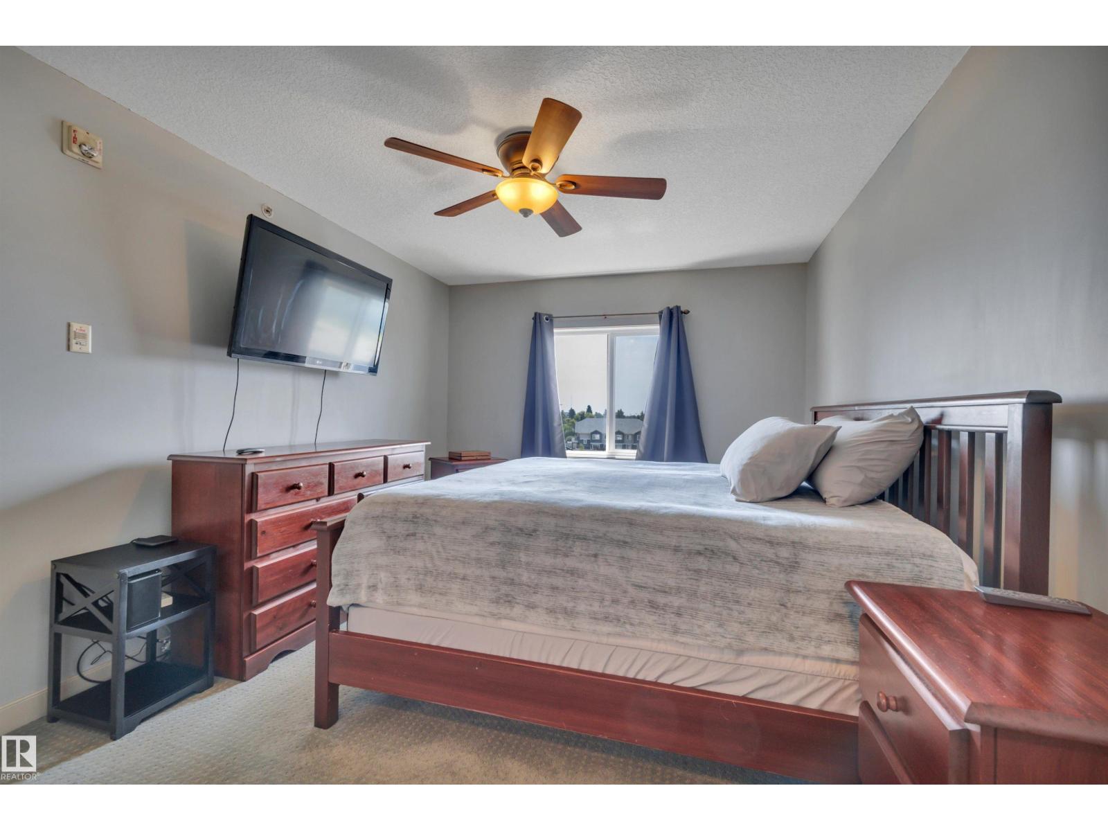 #411 4415 48 ST - 21