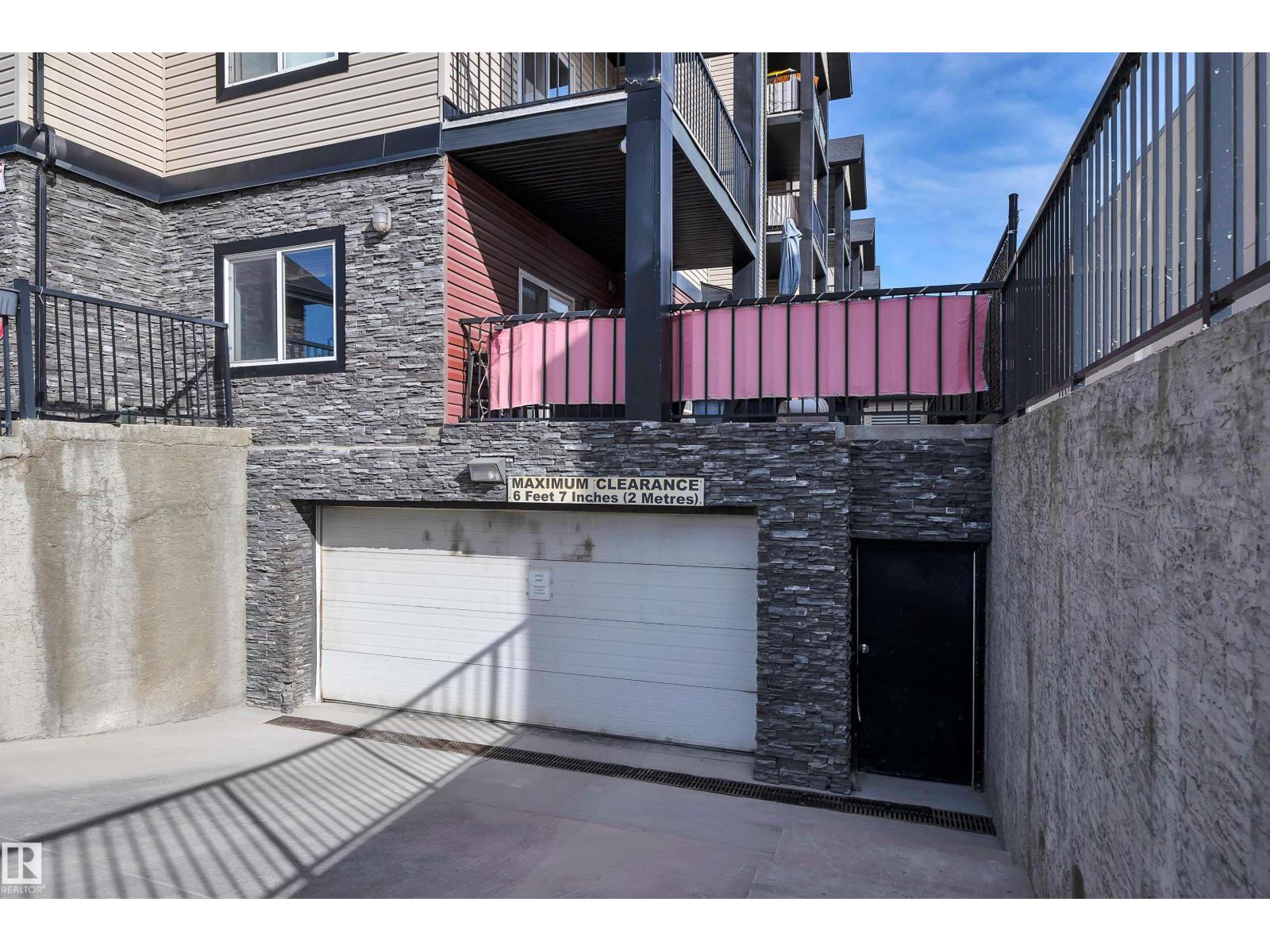 #411 4415 48 ST - 34