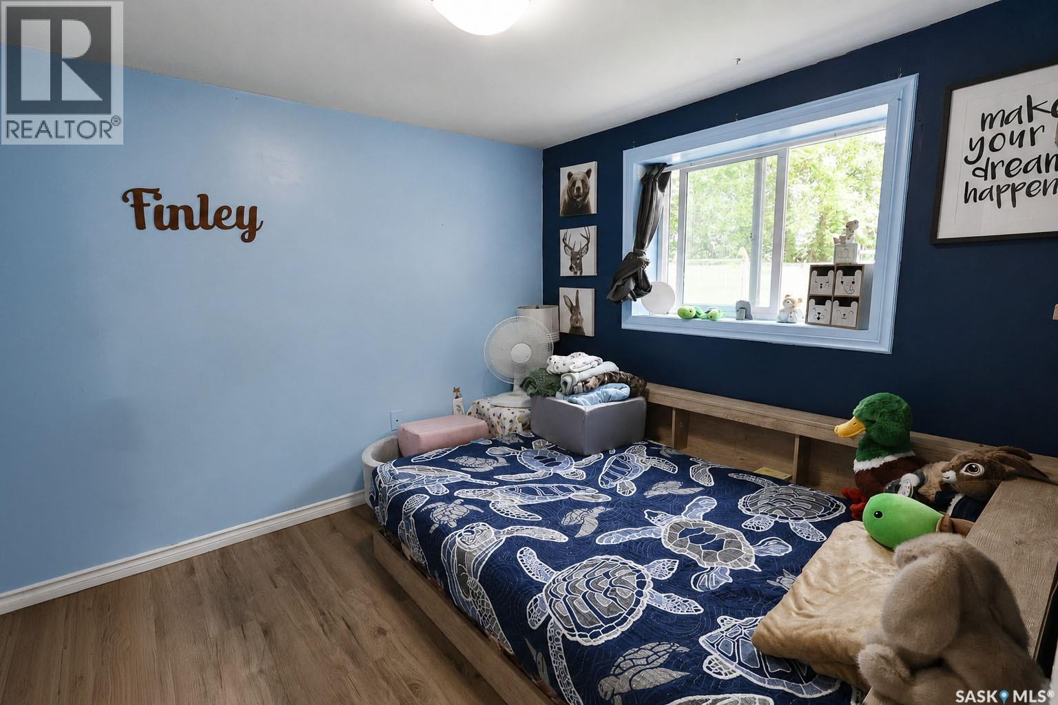 748 5th STREET E - 7