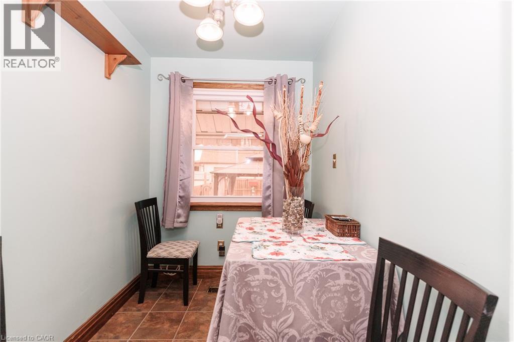 237 PALING Avenue - Image 20