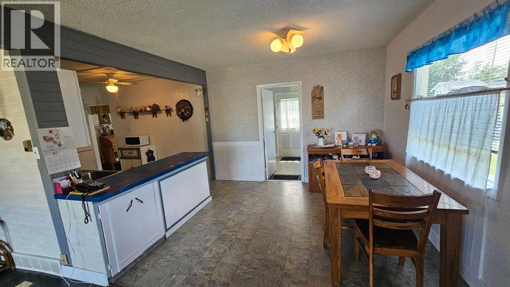 104 1 A Avenue - Image 22
