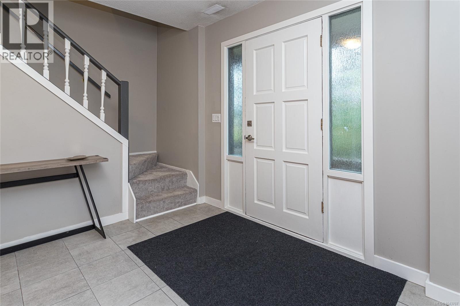 104 Pym St S, Parksville