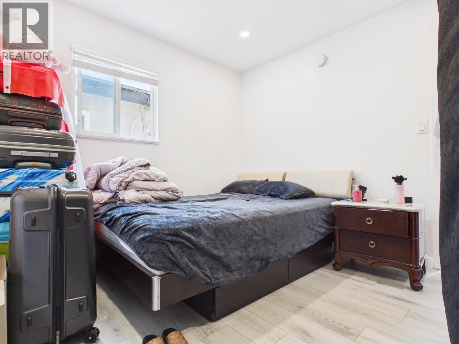 8 Bed, 5 Bath House for Sale in Vancouver – 6833 QUEBEC STREET, Vancouver – MLS# R3143600 - Image 37