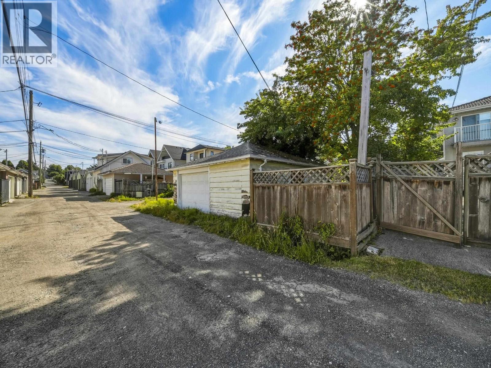 2 Bed, 1 Bath House for Sale in Vancouver – 4712 ARGYLE STREET, Vancouver – MLS# R3147838 - Image 16