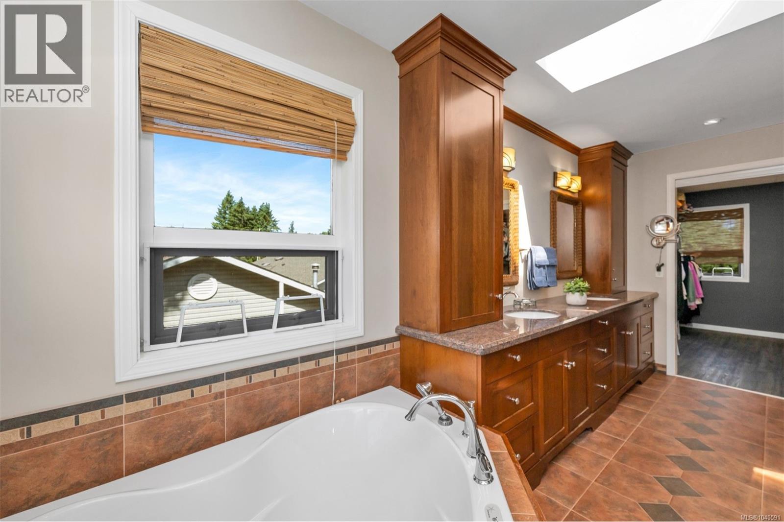 1432 Highland Pl - 46