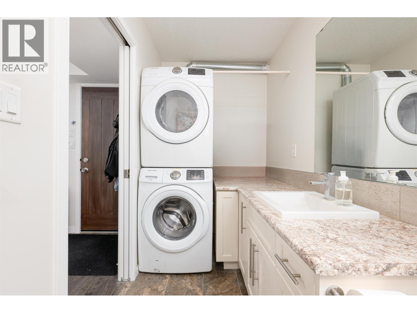 1740 5TH AVENUE - Image 30