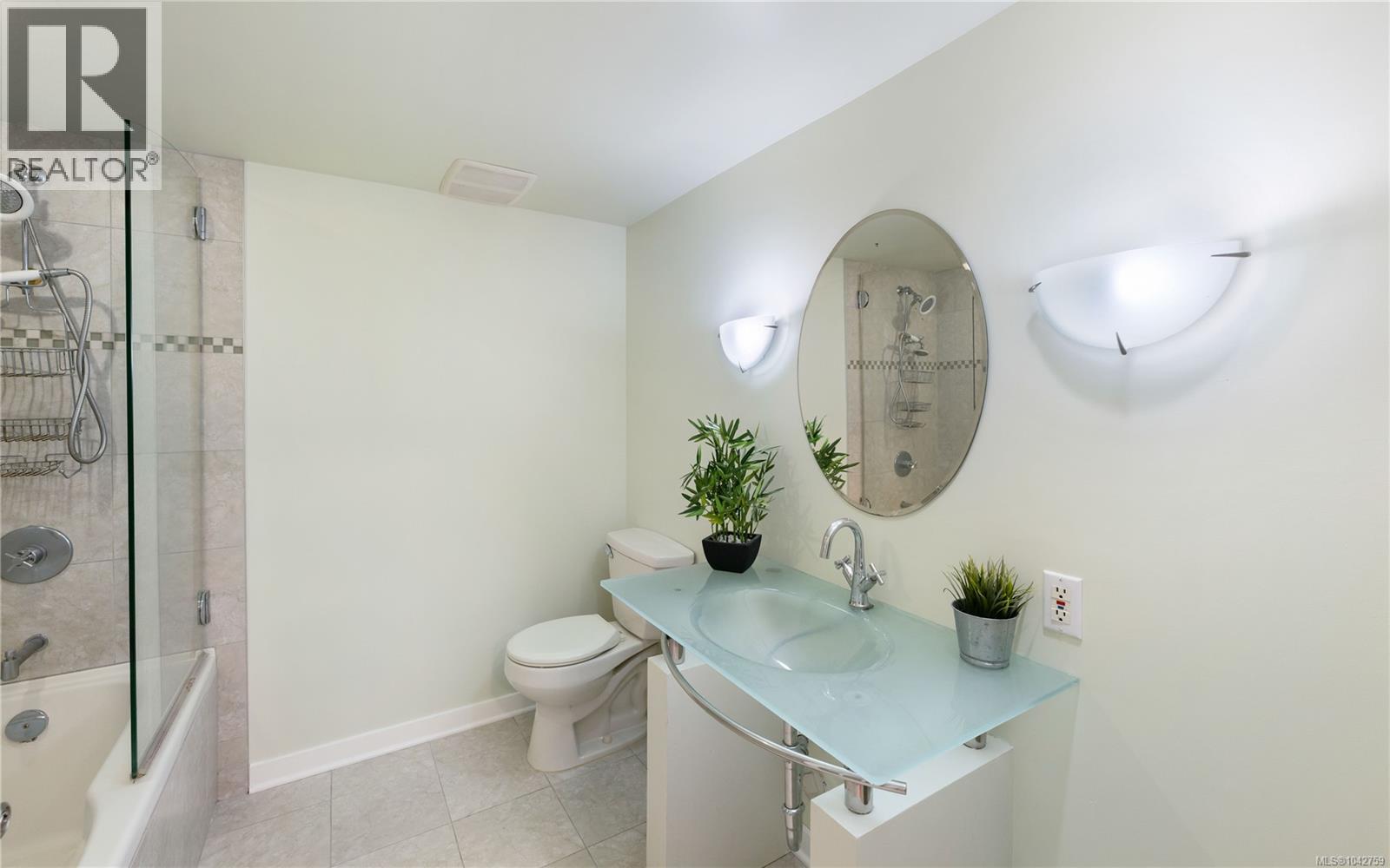 #105 2520 Wark St - 13