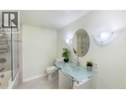 105 2520 Wark St, Victoria, BC V8T5G6 Photo 13