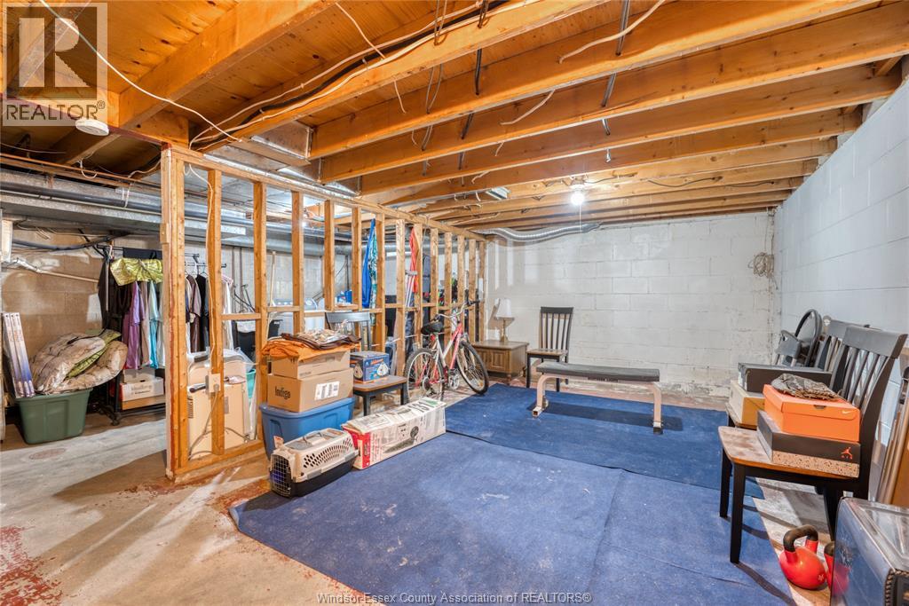 #34 1930 COLUMBIA COURT - Image 16