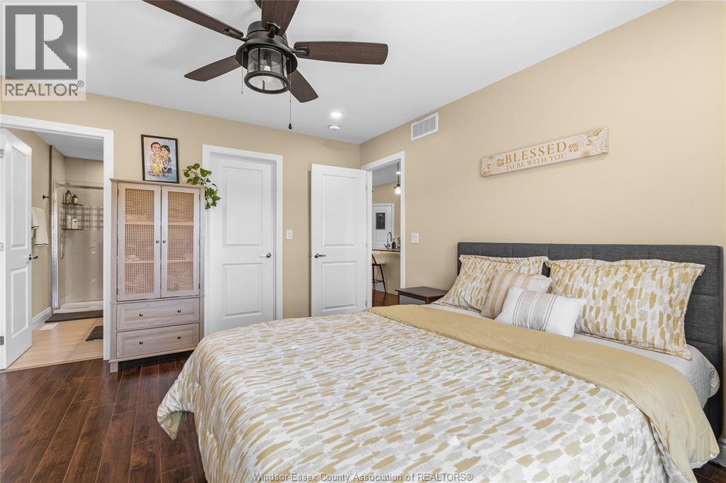 3556 HALLEE CRESCENT - 28