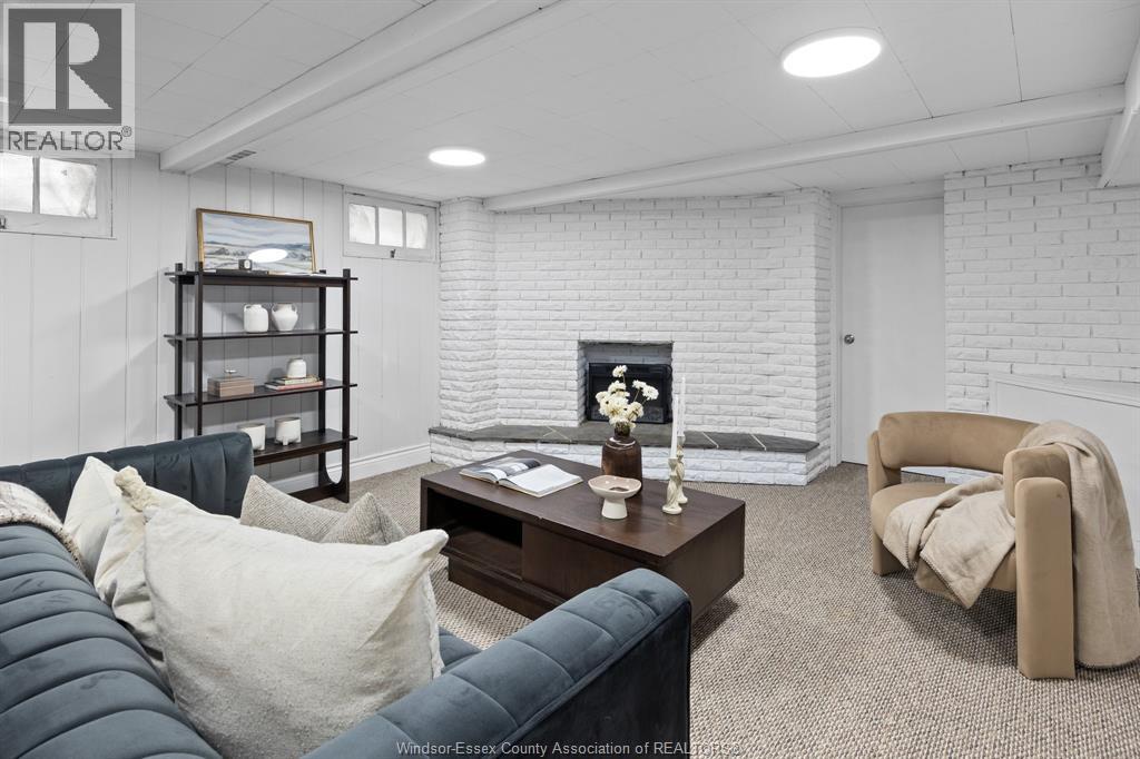 287 ISABELLE PLACE - 17