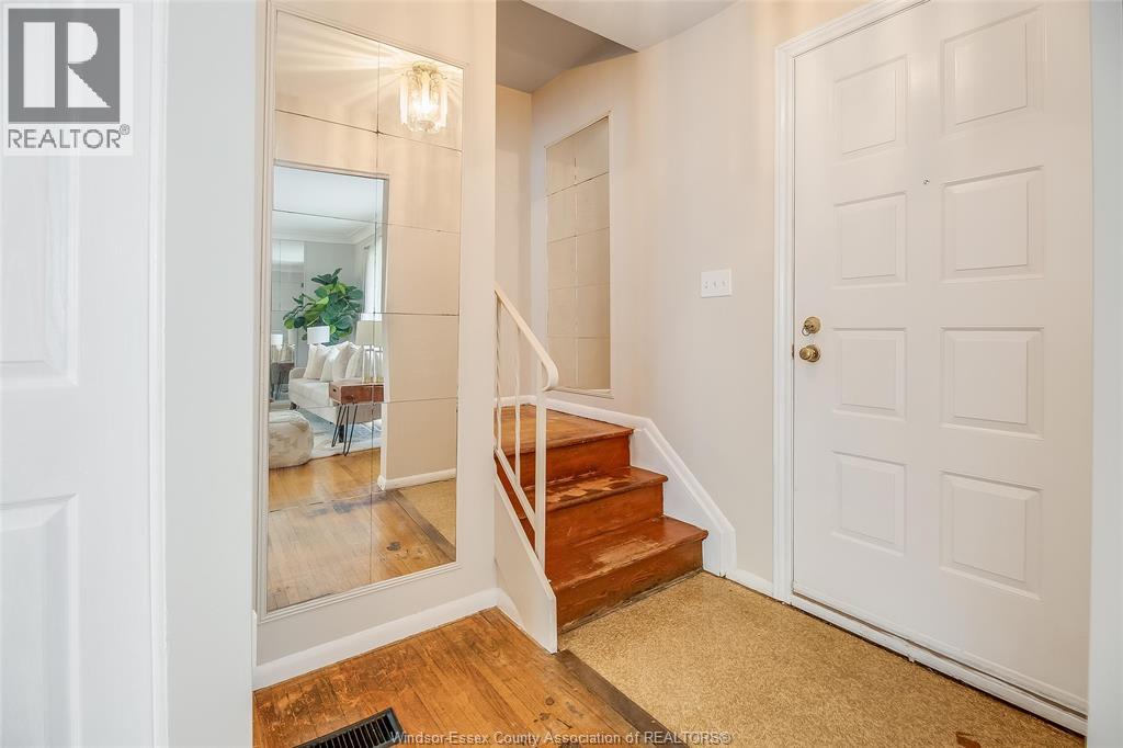 4065 WHITNEY - 23