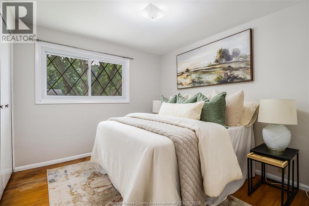 4065 WHITNEY - 25