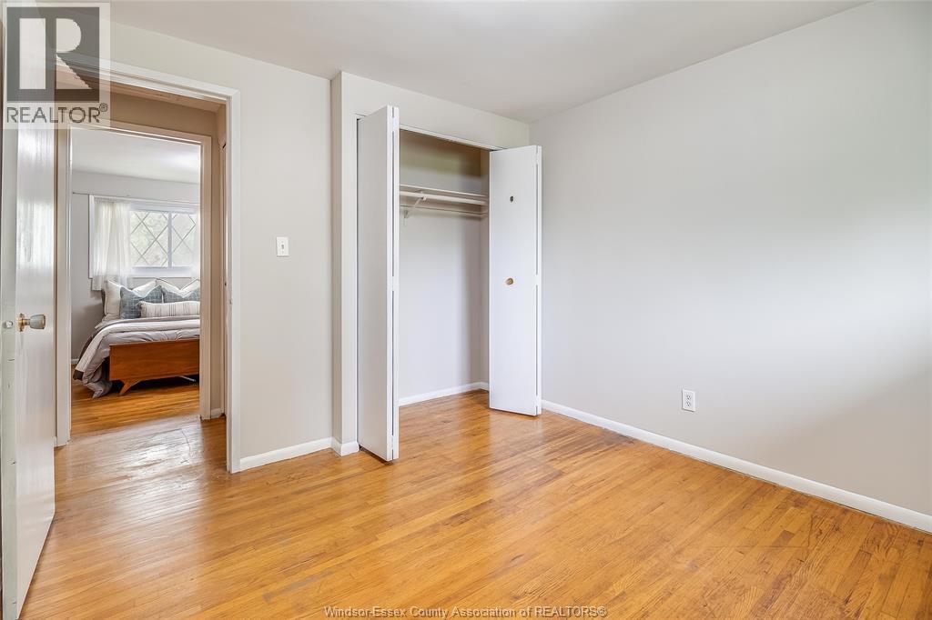 4065 WHITNEY - 35