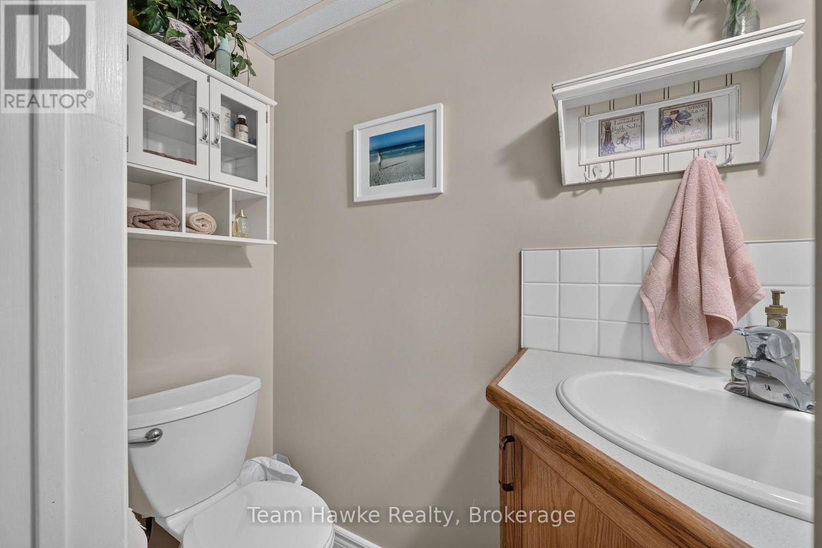 255 HANLY STREET - 18