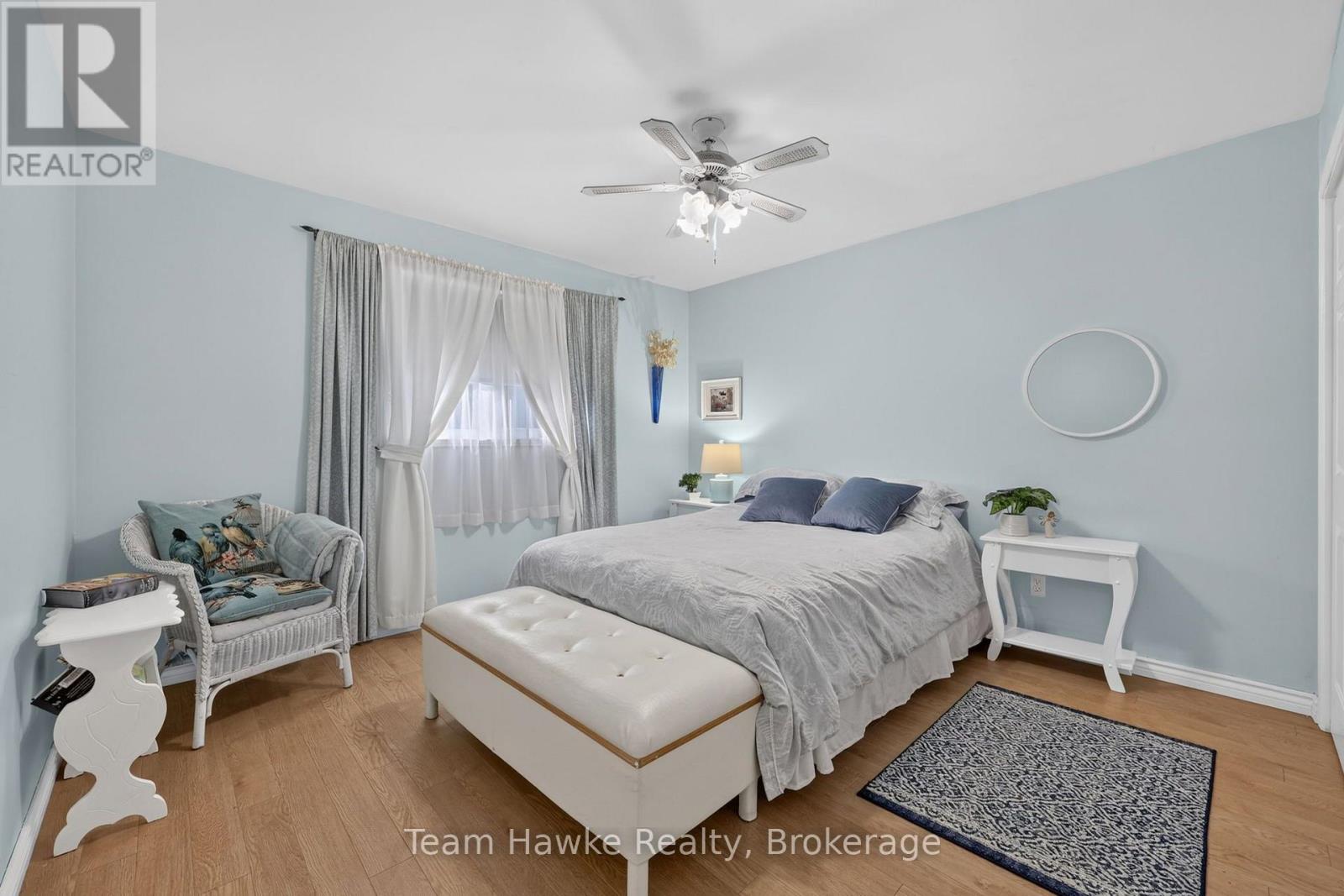 255 HANLY STREET - 22