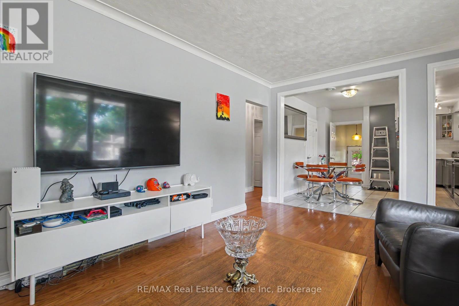91 DUMBARTON STREET - 12