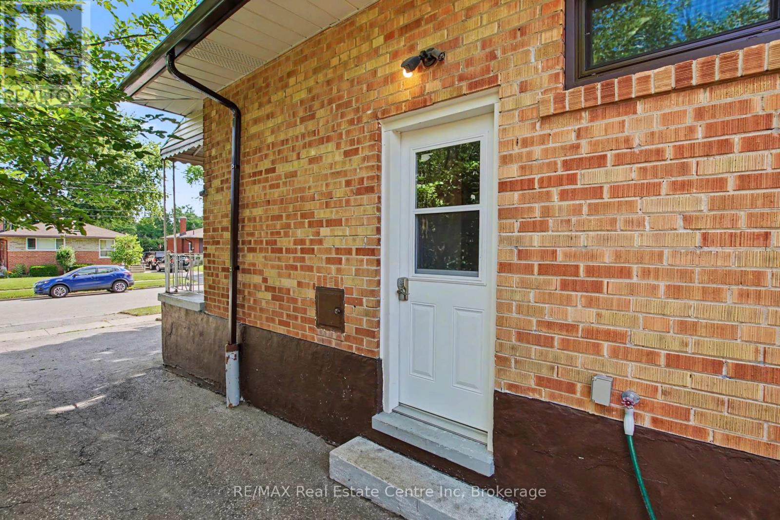 91 DUMBARTON STREET - 31