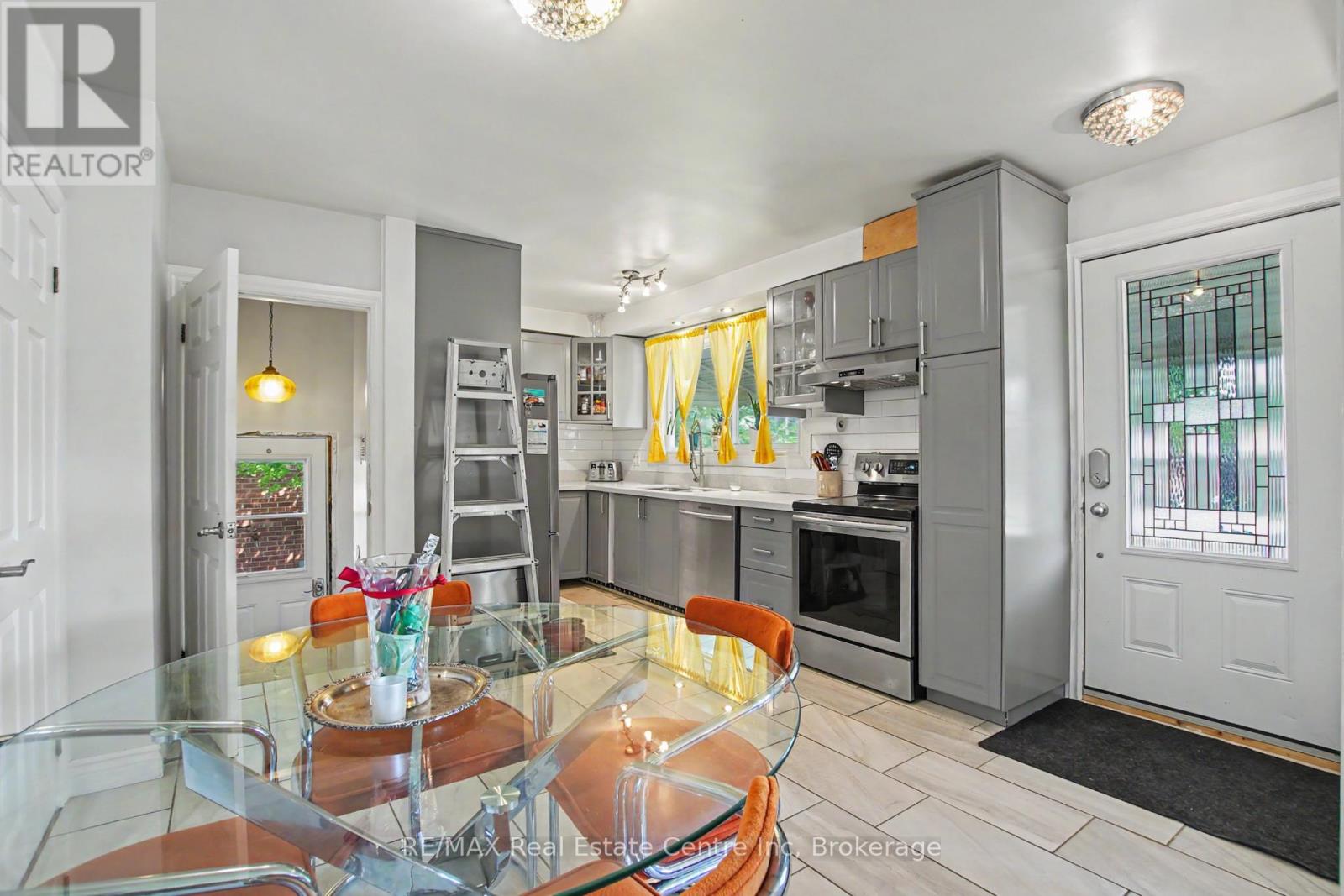 91 DUMBARTON STREET - 6
