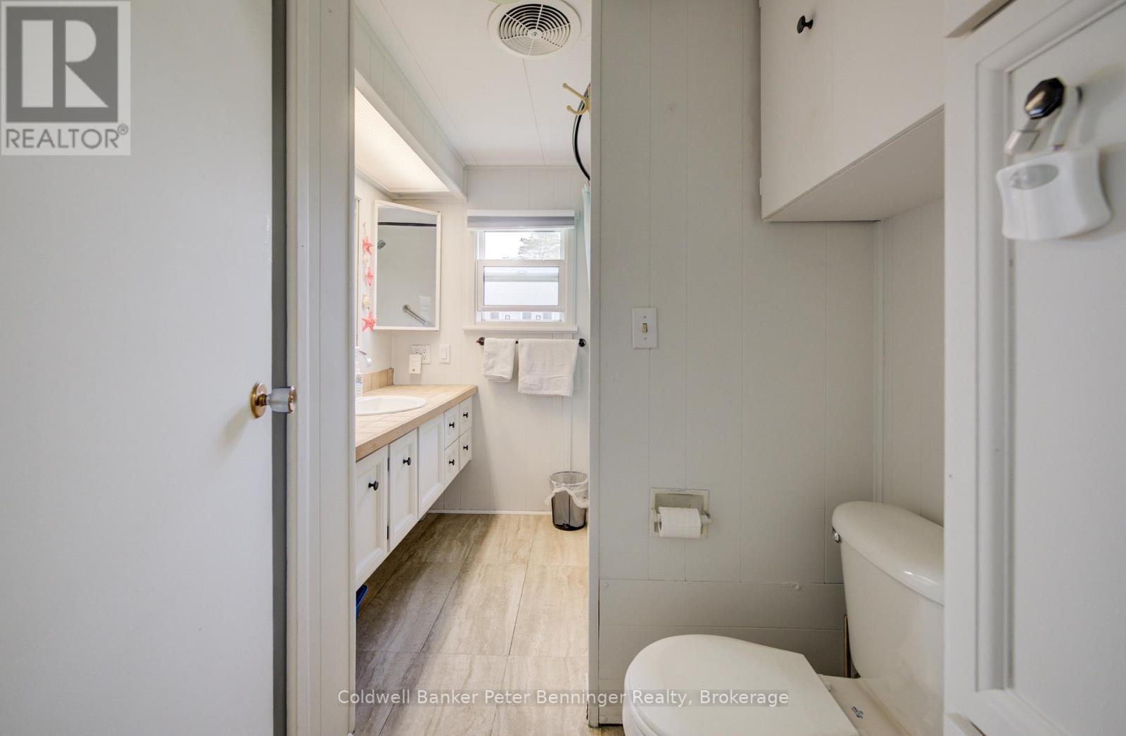 33 DOVE ROAD - 24