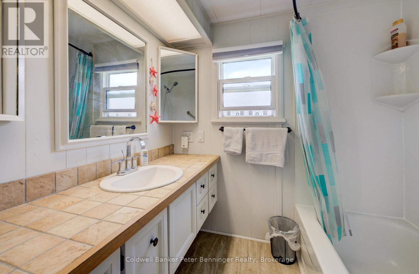 33 DOVE ROAD - 25