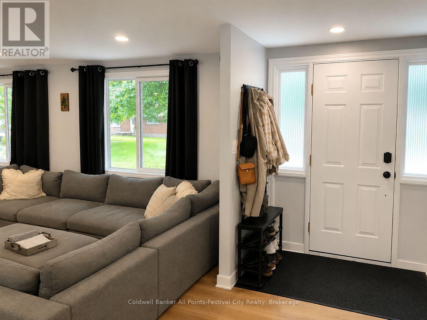 219 ST. DAVID STREET - 2
