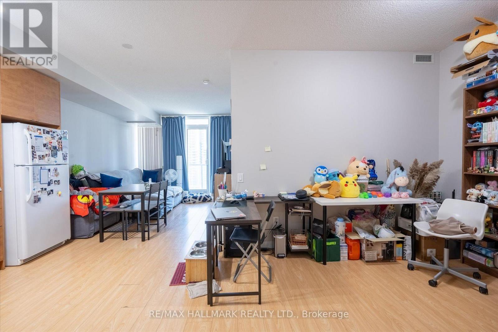 #2110 121 MCMAHON DRIVE - Image 14