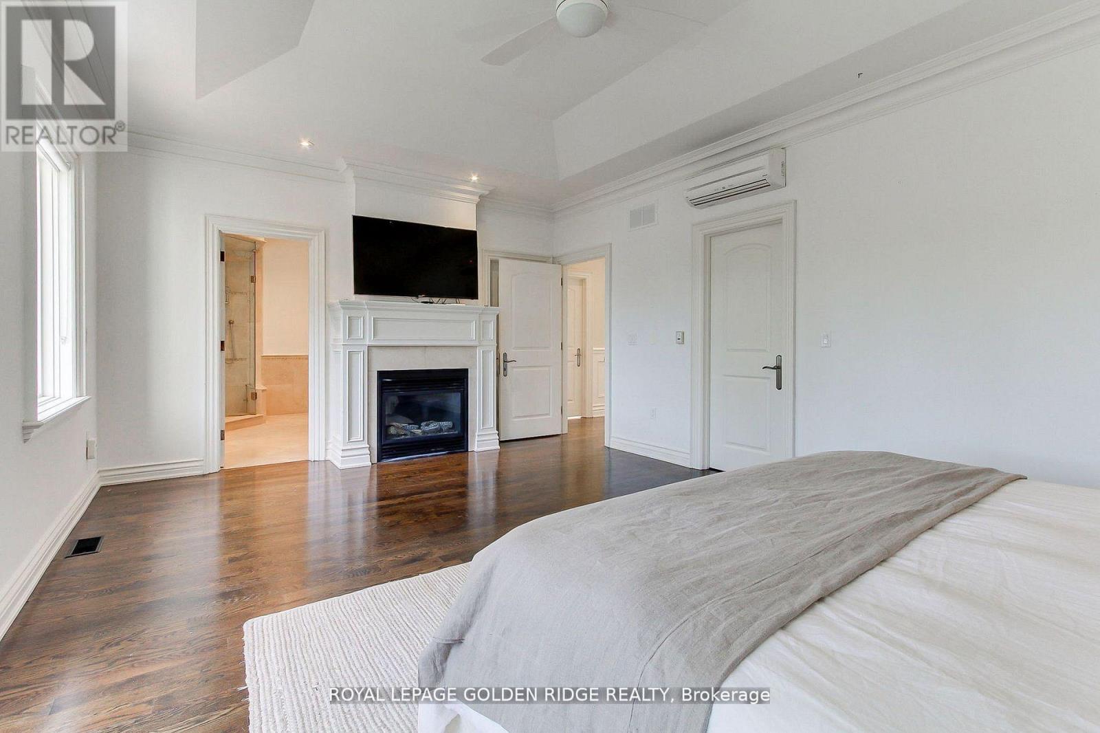99 BANNOCKBURN AVENUE - 16