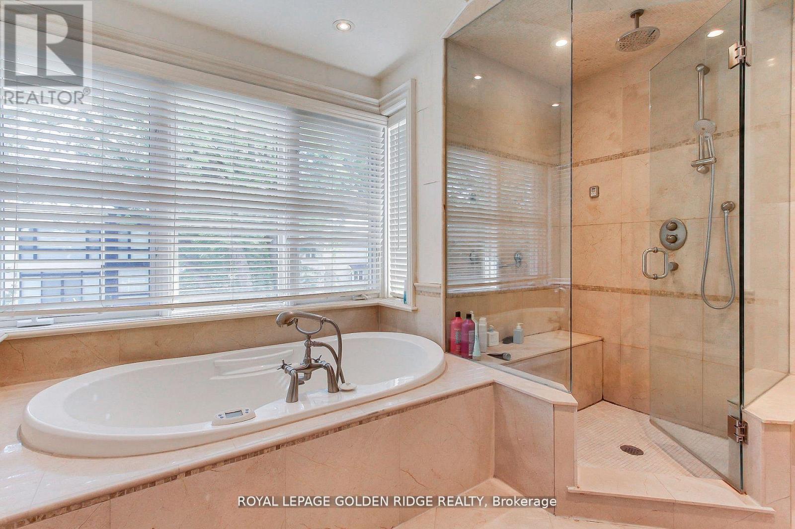 99 BANNOCKBURN AVENUE - 18