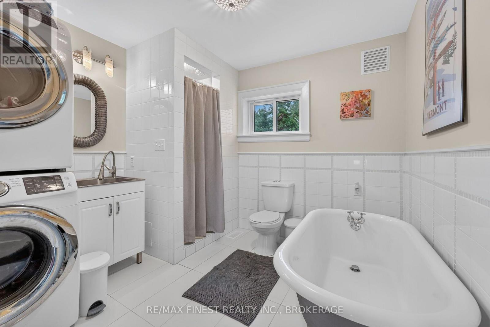 52 MAIN STREET - Image 14
