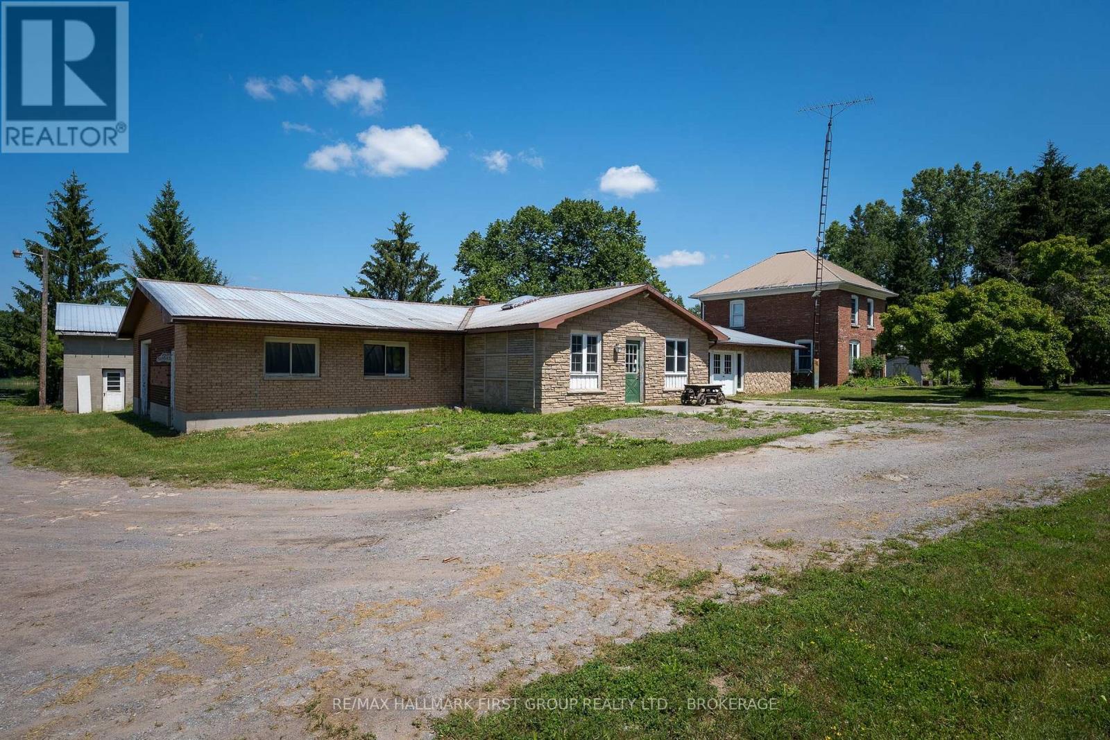 269 RIVER ROAD - 10