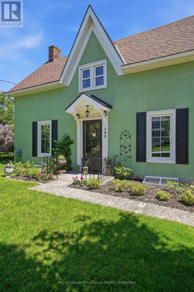 195 MACLELLAN AVENUE - 4