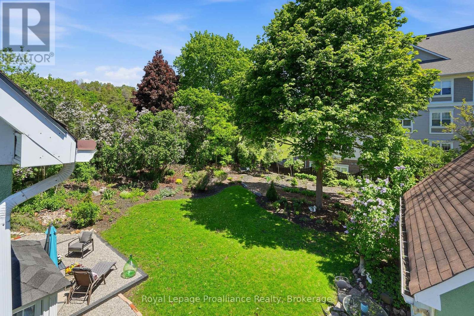 195 MACLELLAN AVENUE - 43
