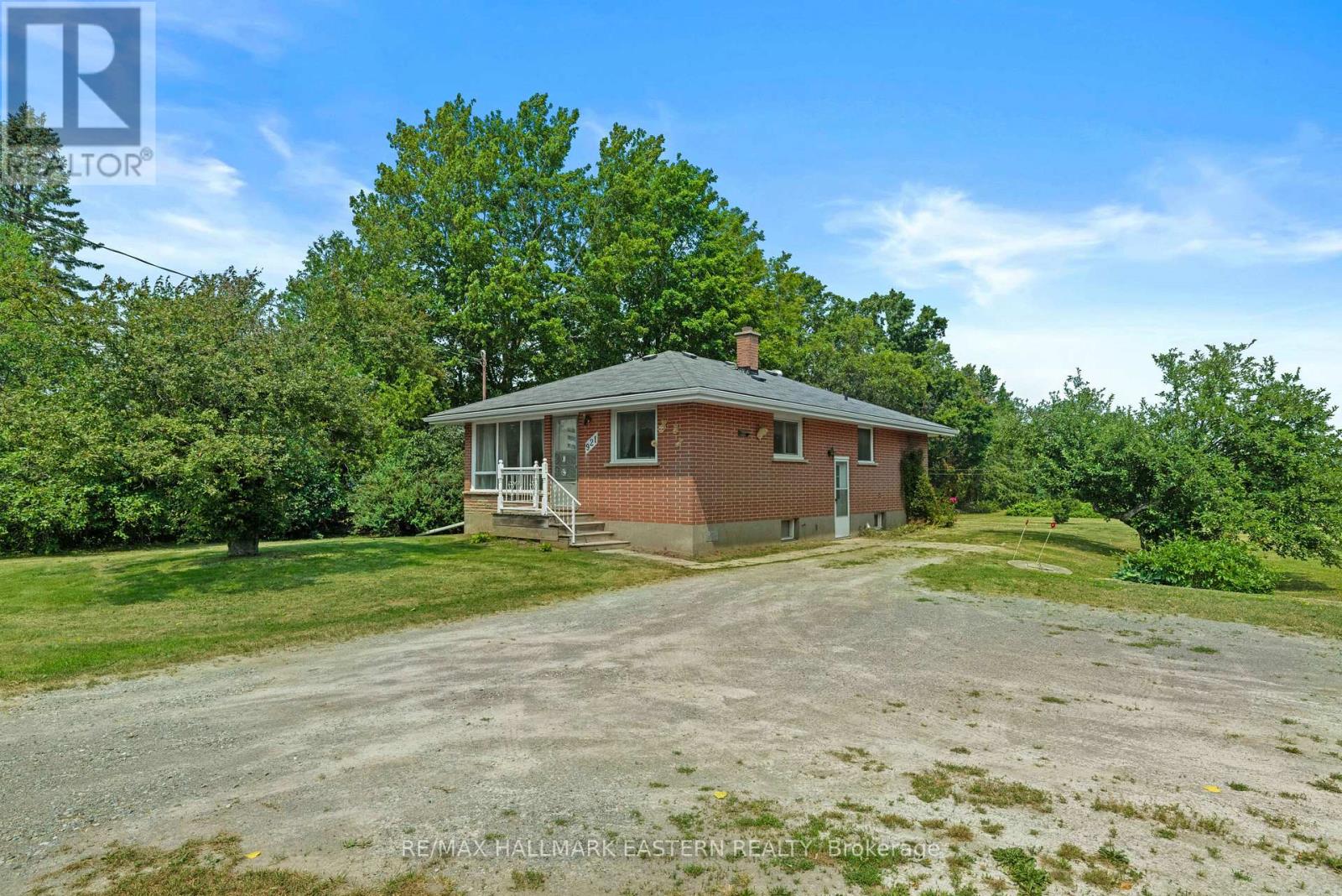 921 ROBINSON ROAD - 2