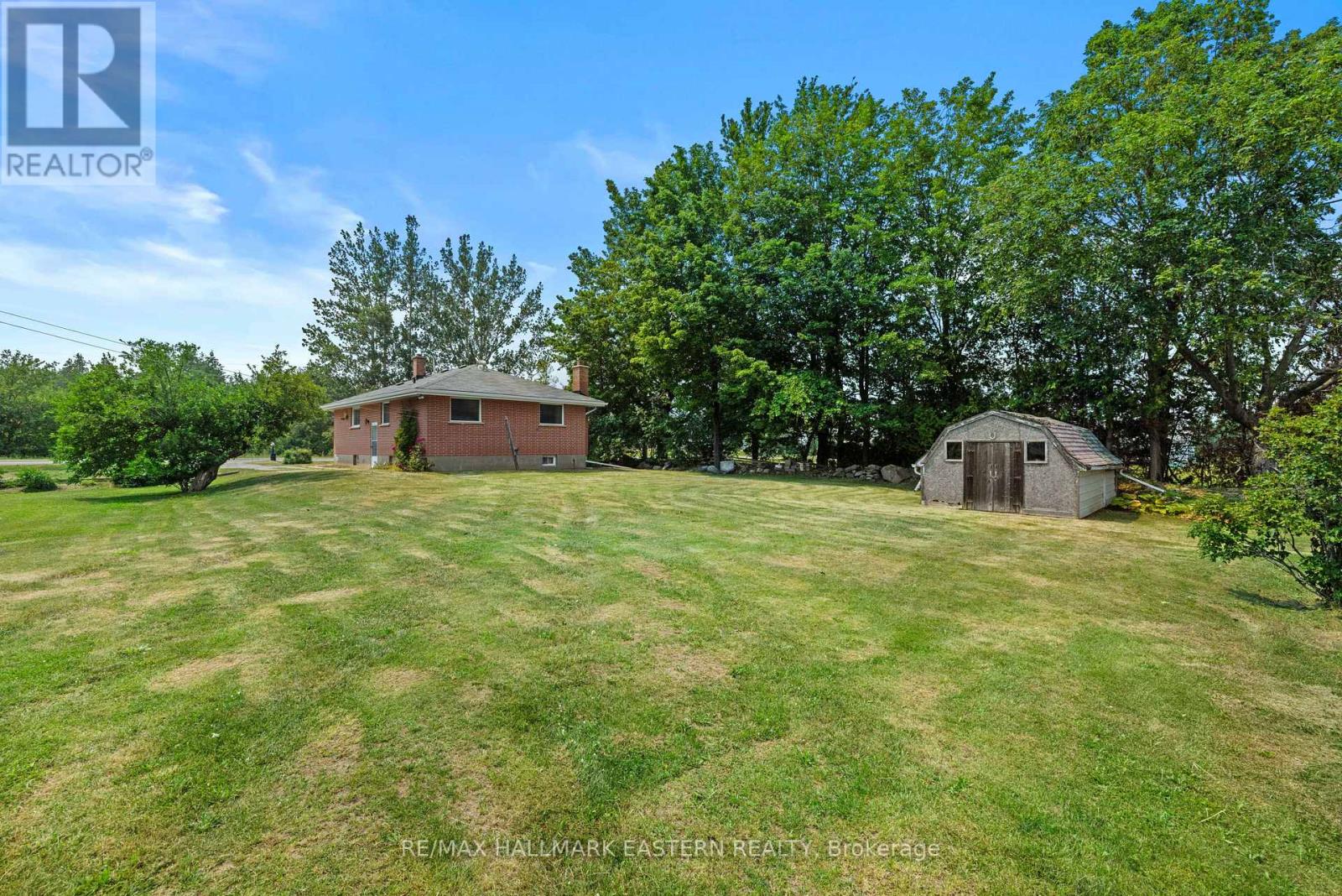 921 ROBINSON ROAD - 27