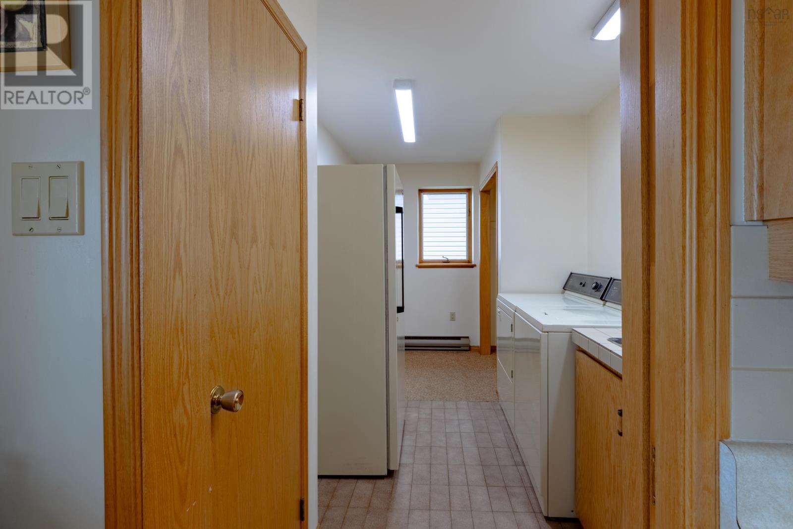 1285 Highway 1 - 21