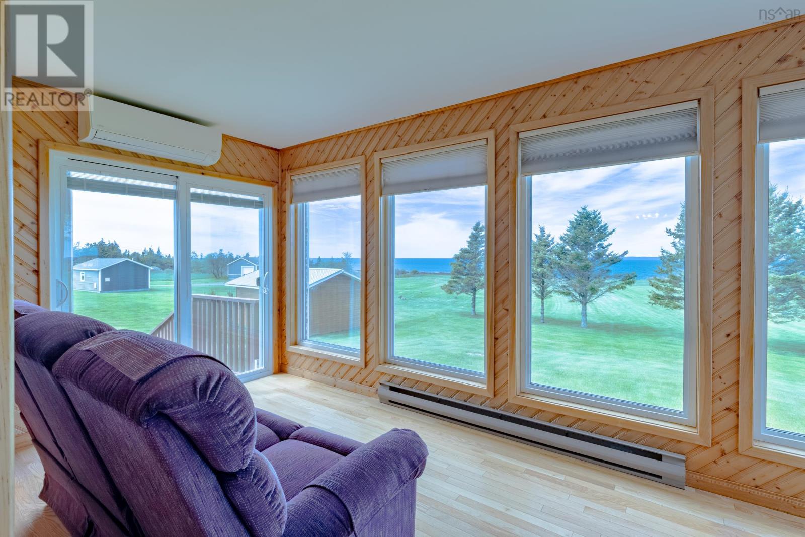 1285 Highway 1 - 20