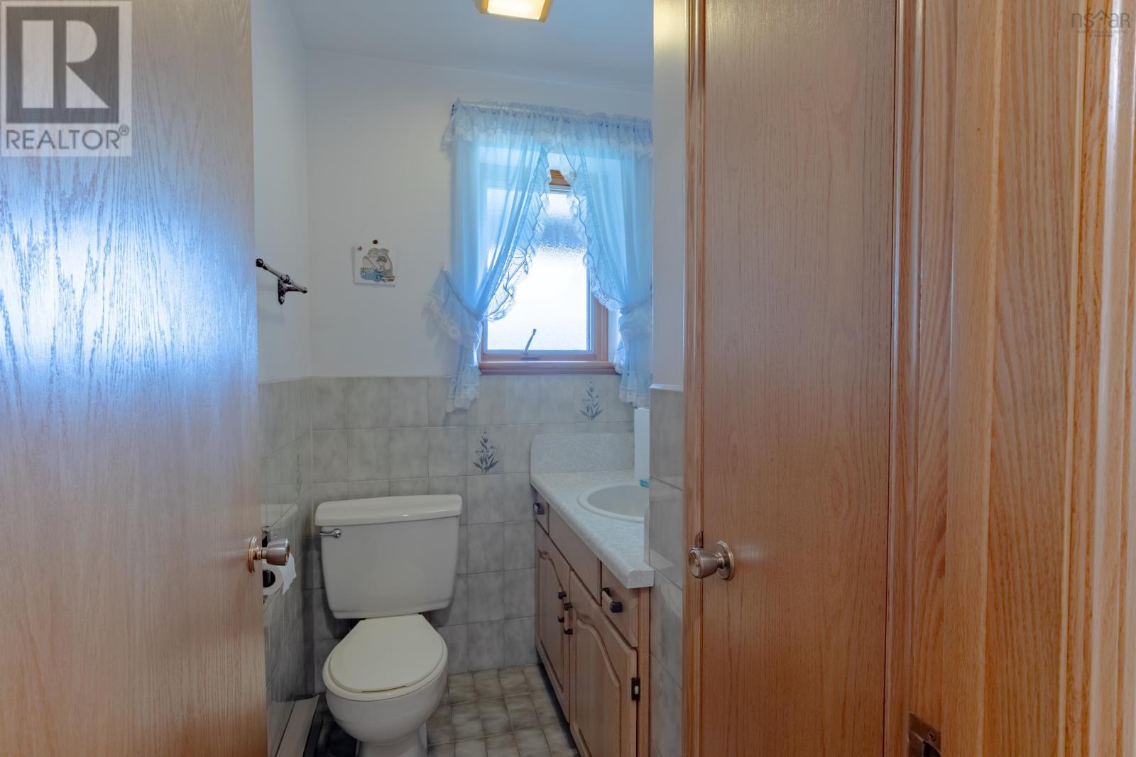 1285 Highway 1 - 33