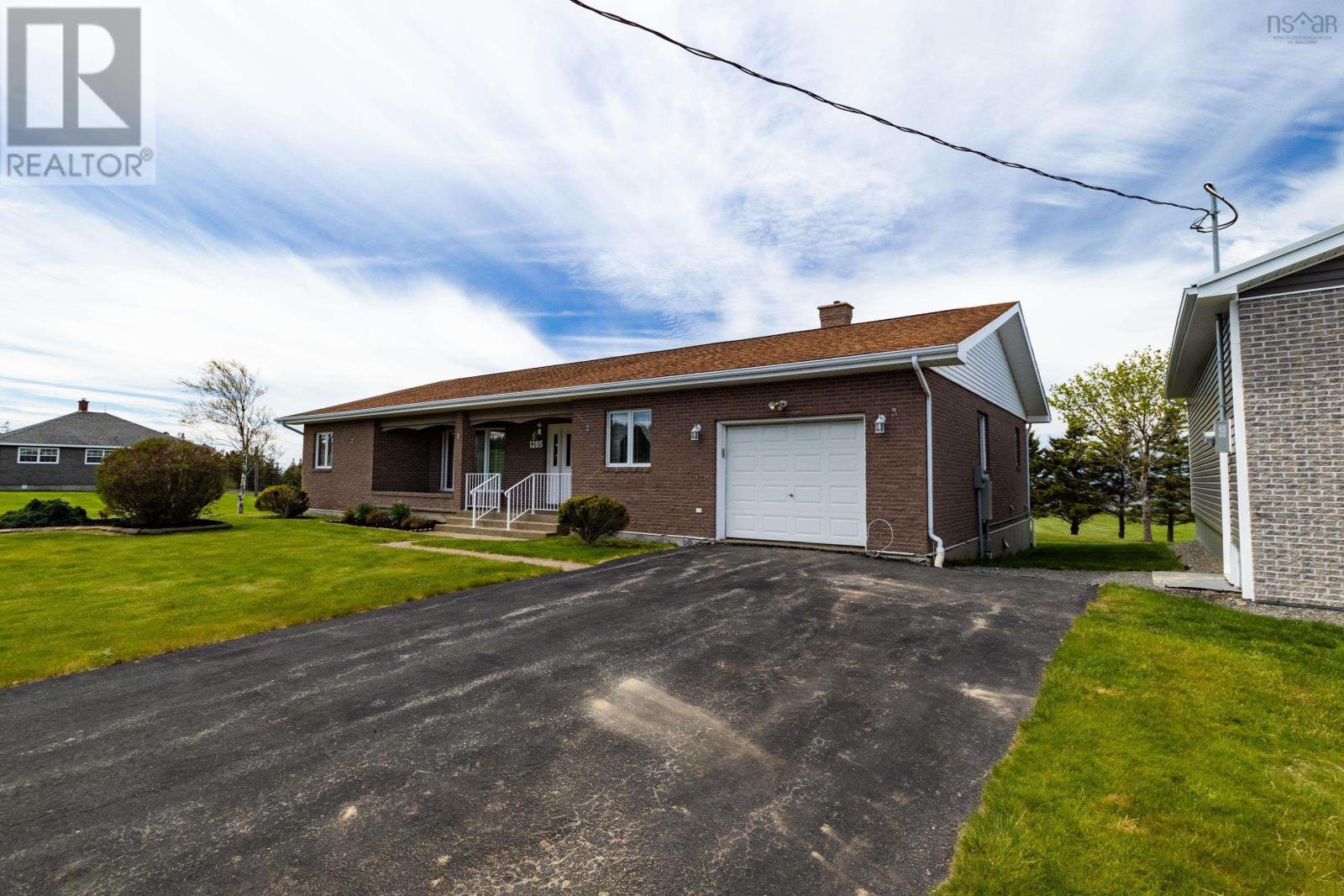1285 Highway 1 - 6