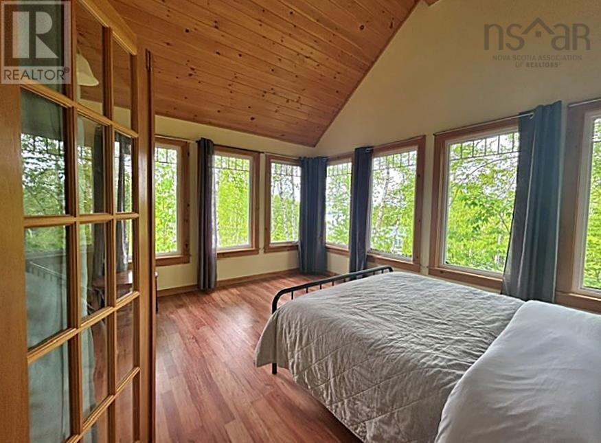 156 Lakewood Drive - 23